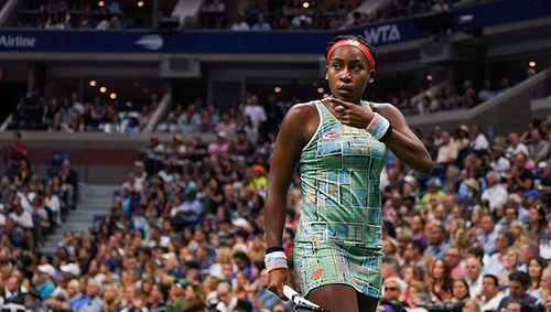 在篮球场上 在篮球场上