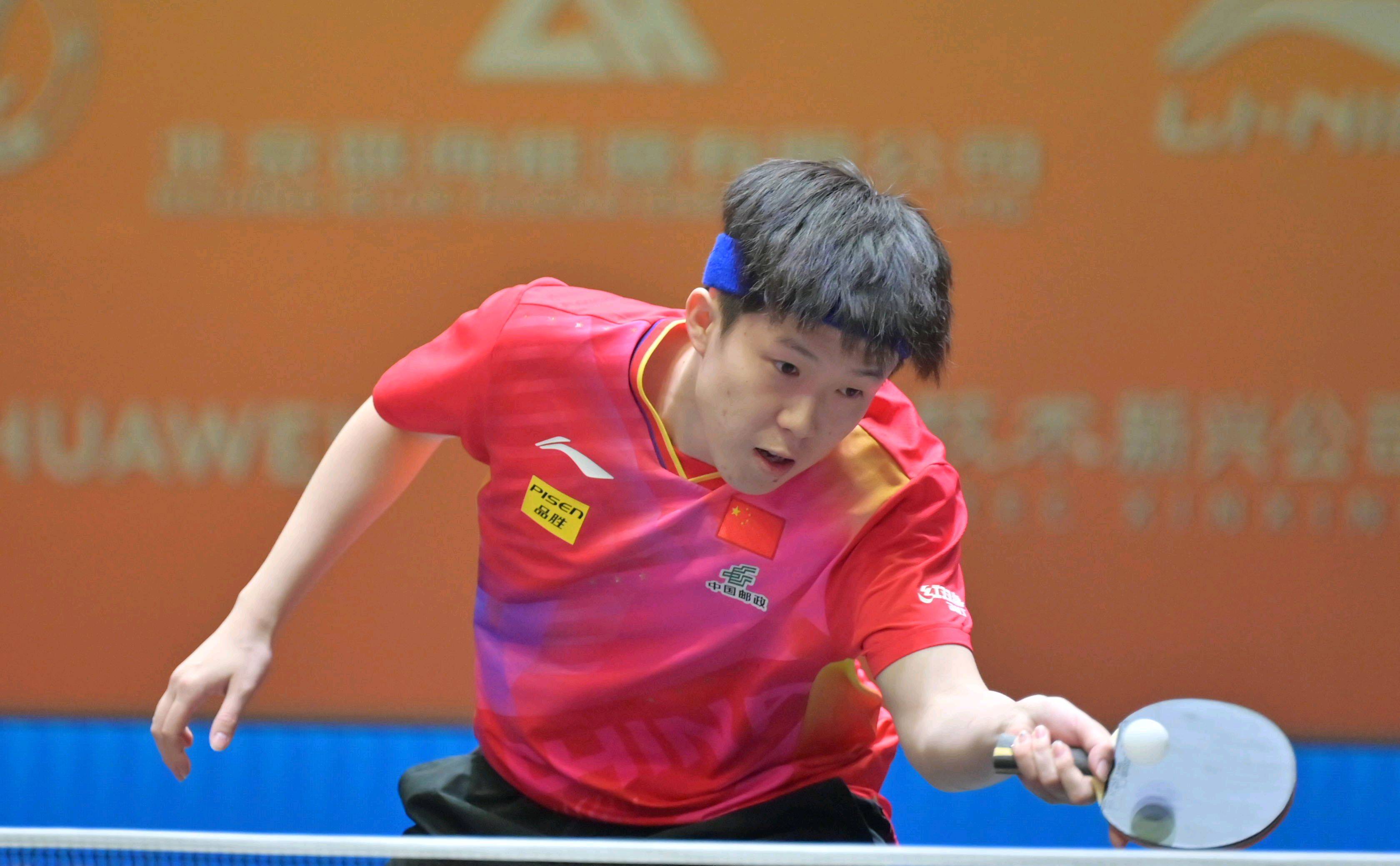 因为膝伤退 因为膝伤退