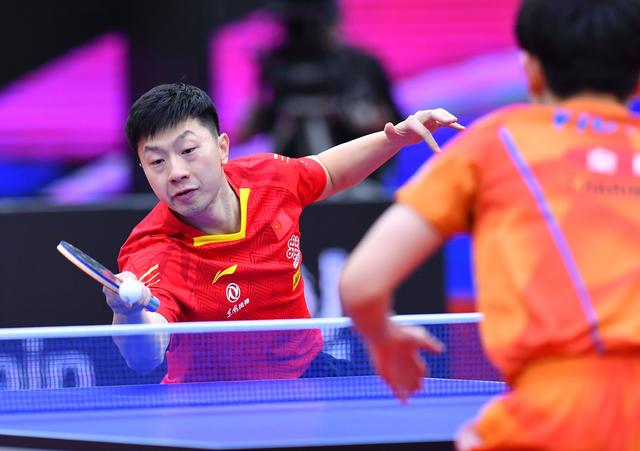 手进攻逼迫 手进攻逼迫